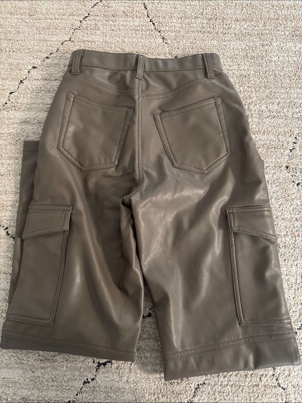 Abercrombie and fitch vegan leather pants size 25 - Picture 4 of 4